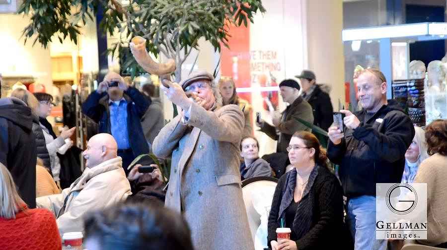 Chanukah Flash Mob