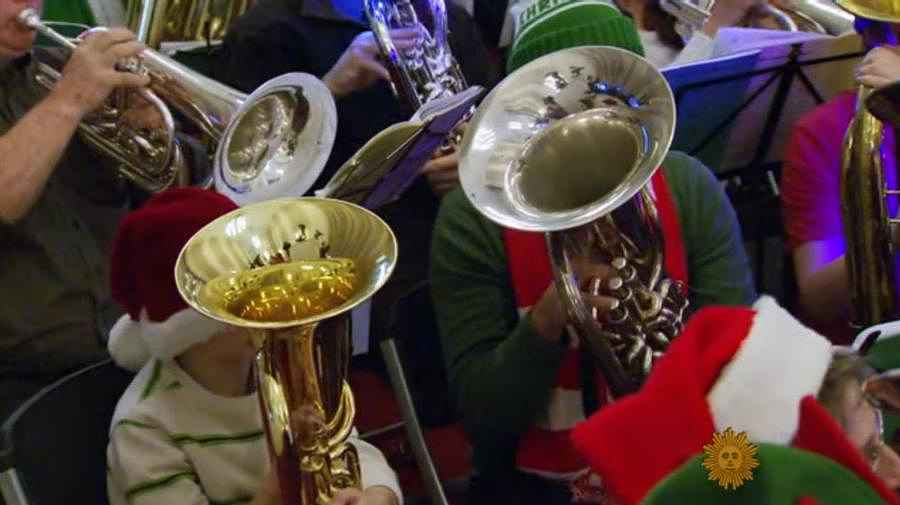 Tuba Christmas